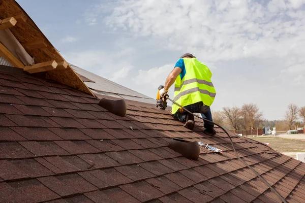 Emergency Roofing Near Me Get Help When You Need It Most
