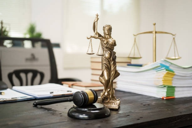 Legal Protection What a Criminal Defense Lawyer Does for You