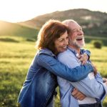 How to Maintain a Healthy Diet While Traveling