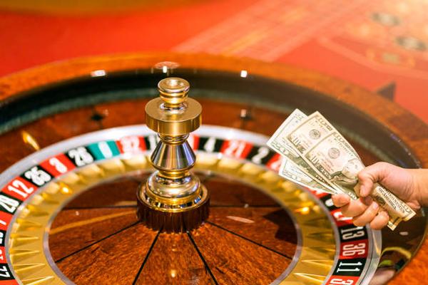 Discover Video Slots and Poker Games at คาสิโนออนไลน์ for Digital Gaming